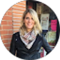 Profile photo of Nancy Resing