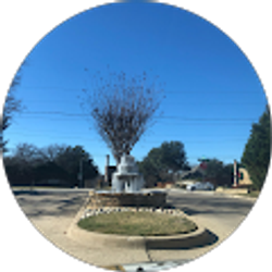 Profile photo of Leslie Andrade