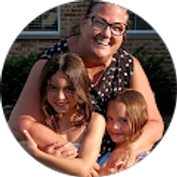 Profile photo of Kathleen Arias