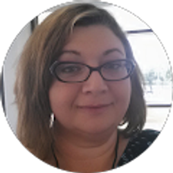 Profile photo of Amanda Johnson