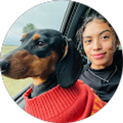 Profile photo of Jenny Vargas