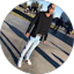 Profile photo of Fabian Roldan