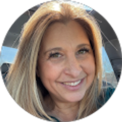 Profile photo of Janelle Black