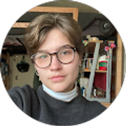 Profile photo of Vivian Evans