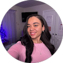 Profile photo of Dezahre' Logan