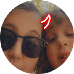 Profile photo of Lindsey Fountain