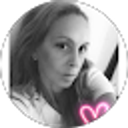 Profile photo of Tiffany Snow