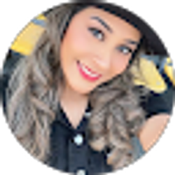 Profile photo of Naomi Escobar
