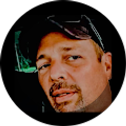 Profile photo of Julian Burleson