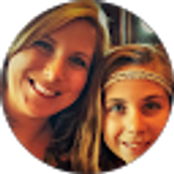 Profile photo of Nikki Jennings