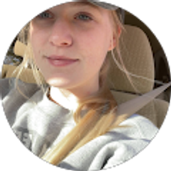 Profile photo of Ali Meeks