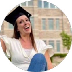 Profile photo of Carrie Fullmer Saurey