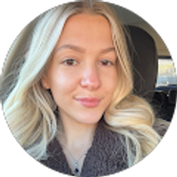 Profile photo of Julianne Benson