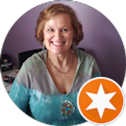 Profile photo of Elizabeth Laliberte