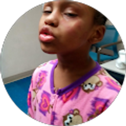 Profile photo of evelyn solomon