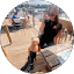 Profile photo of Sarah Grochowski