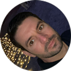 Profile photo of Roberto Perez