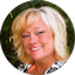 Profile photo of Patti Thompson