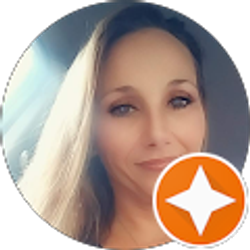 Profile photo of Amanda Gallop