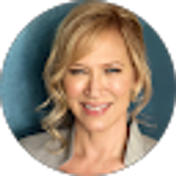 Profile photo of Kathy Hardy