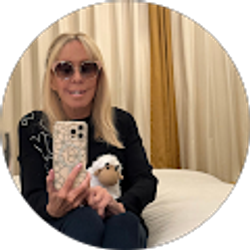 Profile photo of Jona Greenlee