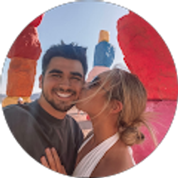 Profile photo of chloe & grant