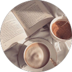 Profile photo of Holly Roberson