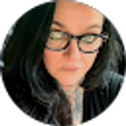Profile photo of lori Bennett