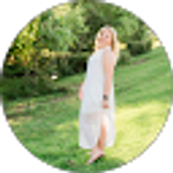 Profile photo of Natalie Hobbs