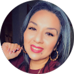 Profile photo of Cristina Reyes
