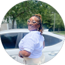 Profile photo of Evelyn Jones