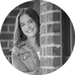 Profile photo of Kayla McCall