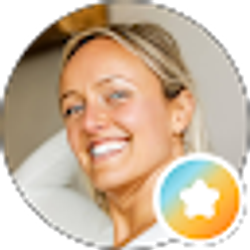 Profile photo of Sarah Dunn