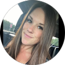 Profile photo of Kayla Marlow