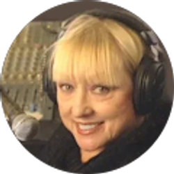 Profile photo of Linda Darvishian