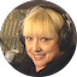 Profile photo of Linda Darvishian