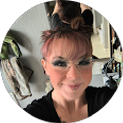 Profile photo of Tayler Rae Meridith