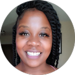 Profile photo of Danielle Thomas