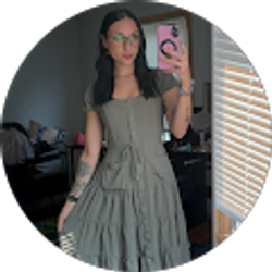 Profile photo of Emily Lipinski