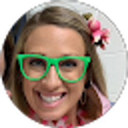 Profile photo of Lori Smith