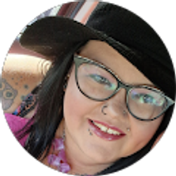 Profile photo of Courtney Bellisle