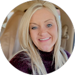 Profile photo of Danielle Geoghagan