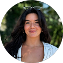 Profile photo of Elisa Peregrina