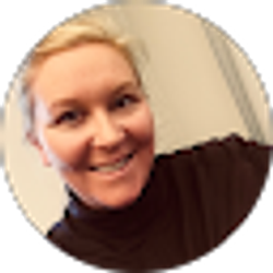 Profile photo of Debbie Logue