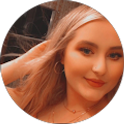 Profile photo of Alissa Ahlswede