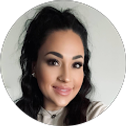 Profile photo of Natalie Paredez