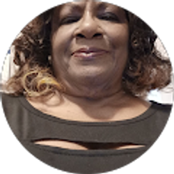 Profile photo of Vivian Davis