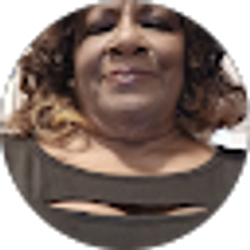 Profile photo of Vivian Davis