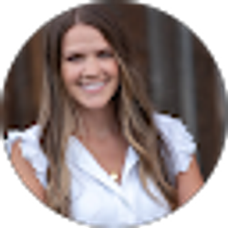 Profile photo of Kari Lozinski