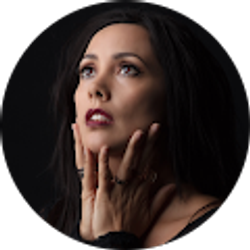 Profile photo of Chrystal OUDi